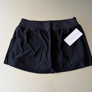 Athleta Fast Route Run Skort medium NWT